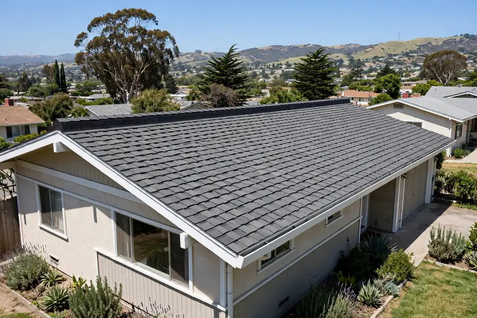 Reemplazo de techos de tejas asfálticas en una casa en Rollingwood, San Bruno, CA